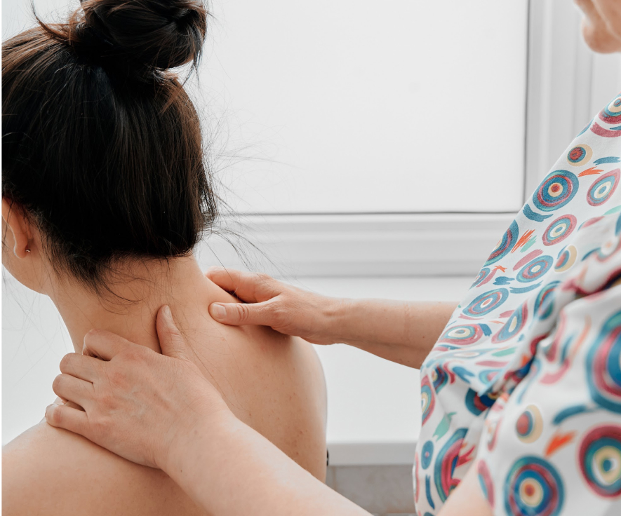 Массаж спины Массаж спины